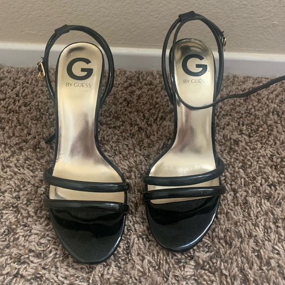 G by Guess black patent heels - Picture 3 of 7